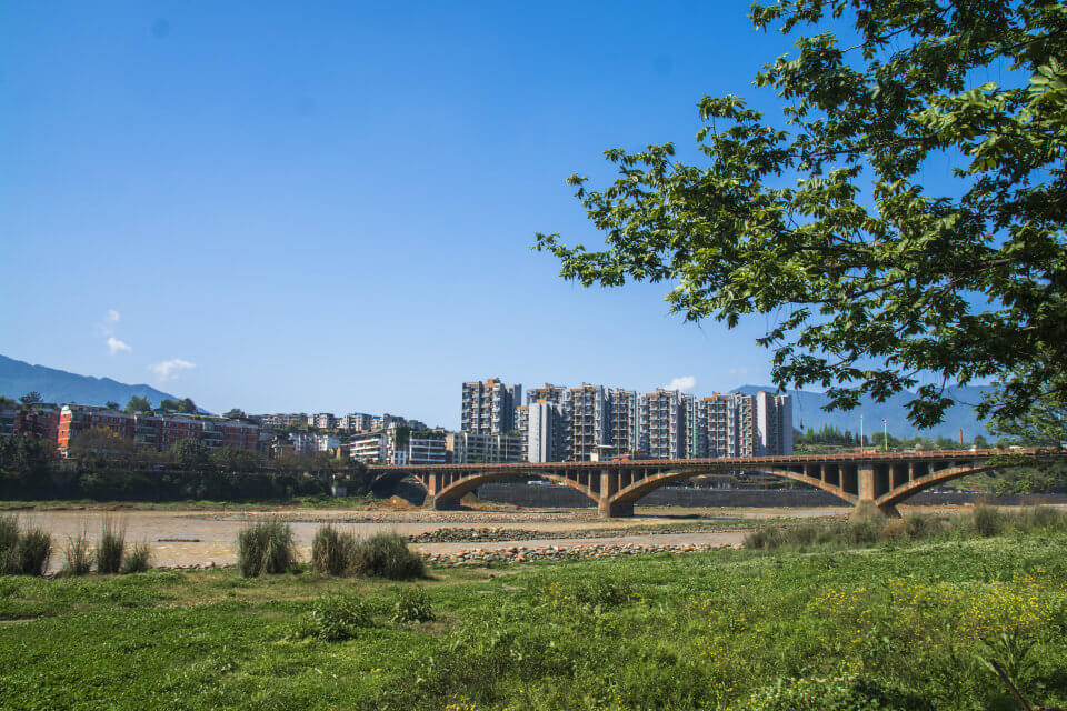 牛背山行